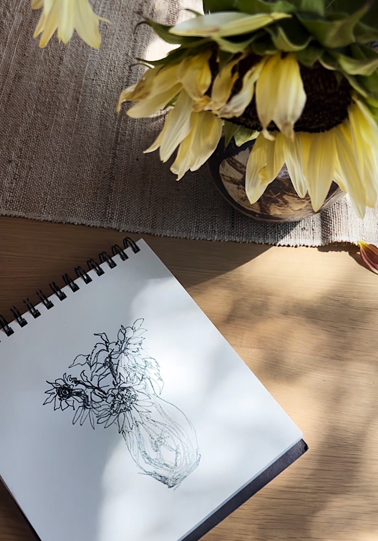 October 7 | Autumnal Sketching for Mindfulness Workshop with Emily of @oursouthwestnest
